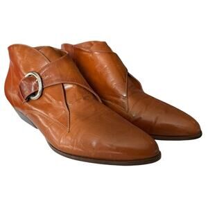 Vintage 9 West Mercedes brown boots with side buckle strap closing size 7.5